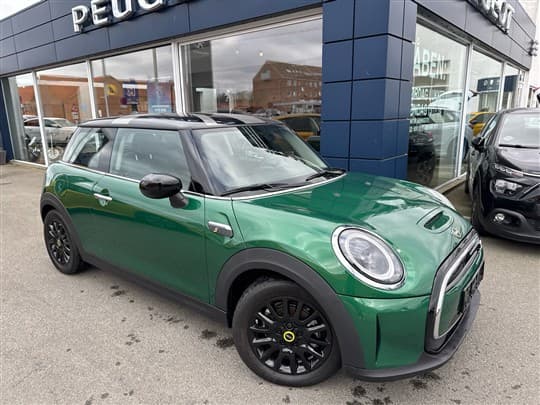 Mini cooper se el essential 184hk 3d aut