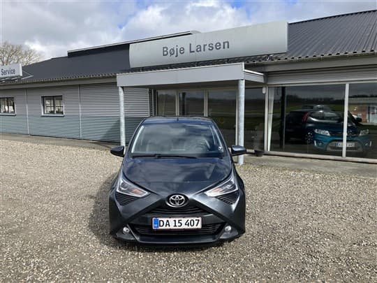 Toyota aygo 10 vvt i x press 72hk 5d