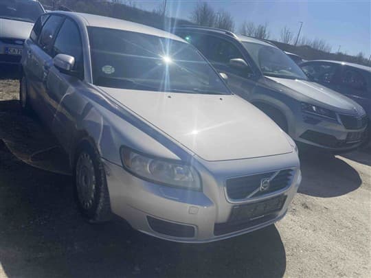 Volvo v50 16 td kinetic 110hk stc