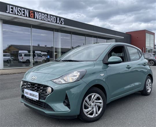 Hyundai i10 10 essential 67hk 5d