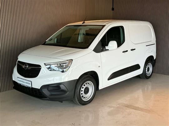 Opel combo l1v1 15 d 102hk van