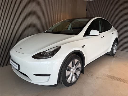 Tesla model y el long range awd 514hk 5d aut